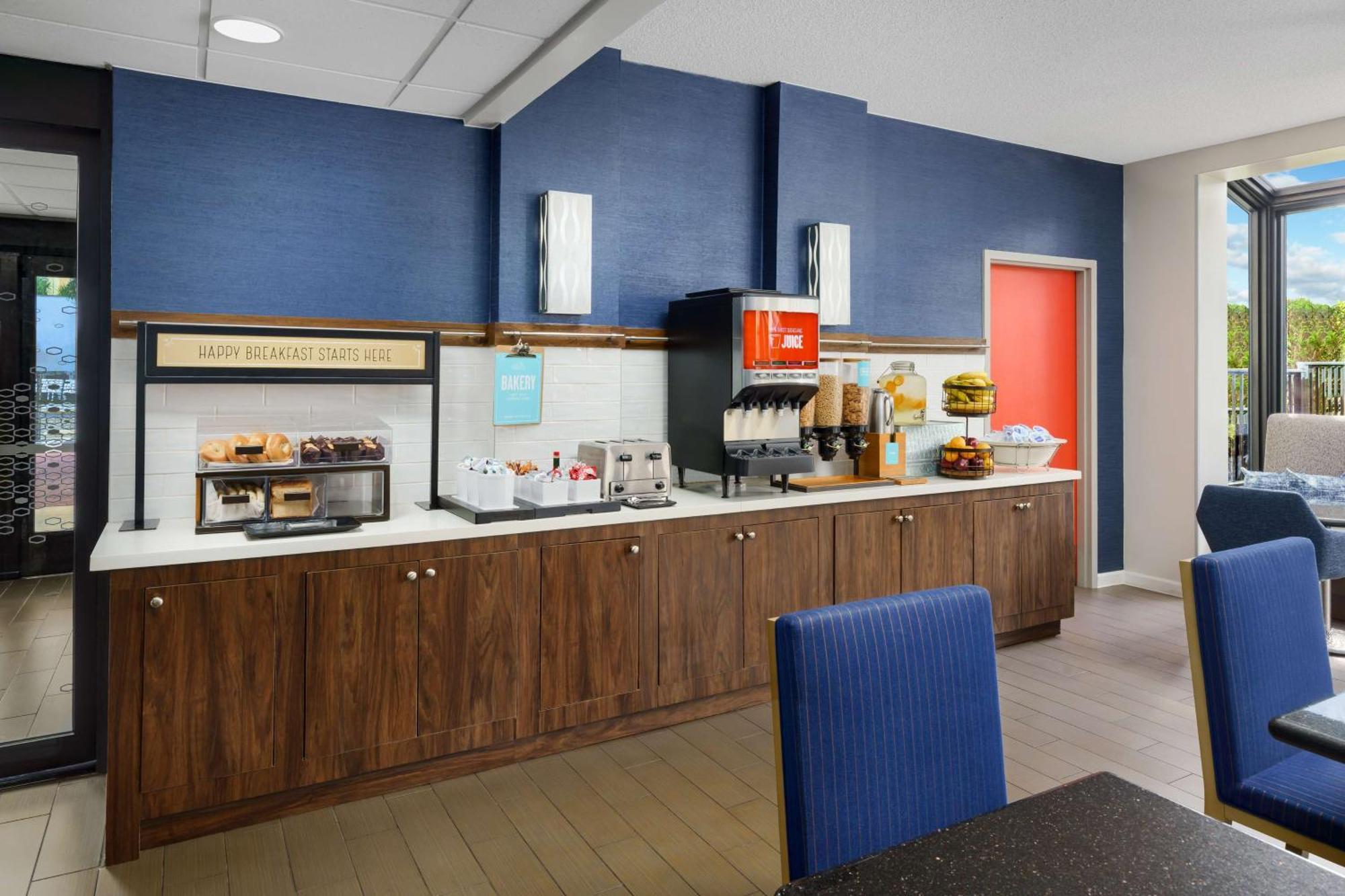 Hampton Inn Ft. Lauderdale-Cypress Creek Fort Lauderdale Bagian luar foto
