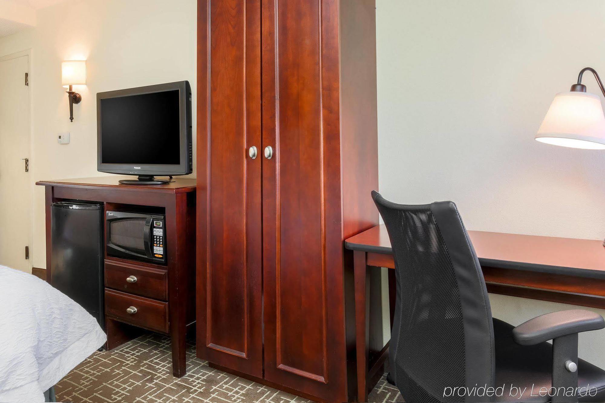 Hampton Inn Ft. Lauderdale-Cypress Creek Fort Lauderdale Bagian luar foto